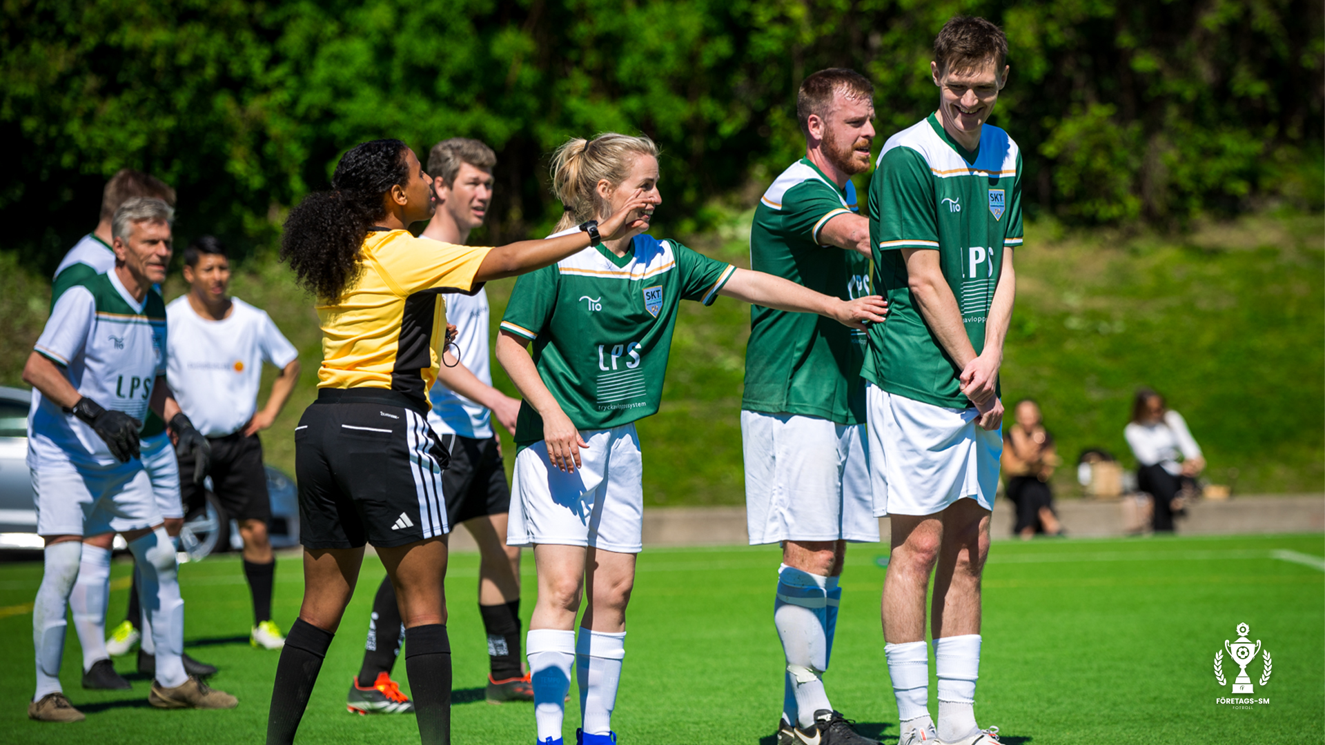 Fotbollsturnering för företag